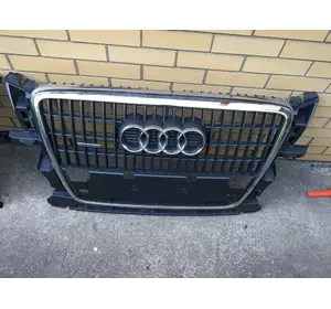 Решітка радіатора Audi Q-5
